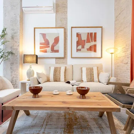 Genteel Gran Poder Apartment