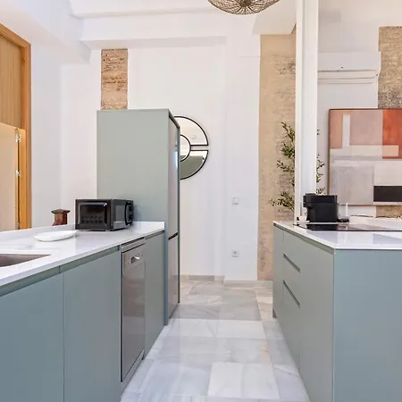 Genteel Gran Poder Apartment