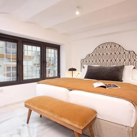 Genteel Gran Poder Apartment